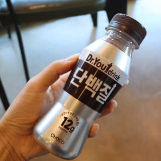닥터유드링크 단백질 초코맛 and 바나나맛 — 5점을 준 리뷰어가 2020년 8월 올린 사용 사진