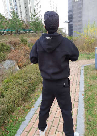브랜디드라이프스타일코리아 행텐 헤리티지 후드집업 — 5점을 준 리뷰어가 2020년 11월 올린 사용 사진