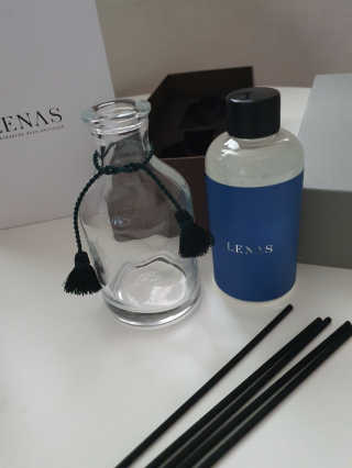 레나스 프리미엄 아로마 디퓨저 200ml  [1SET] — 5점을 준 리뷰어가 2020년 6월 올린 사용 사진