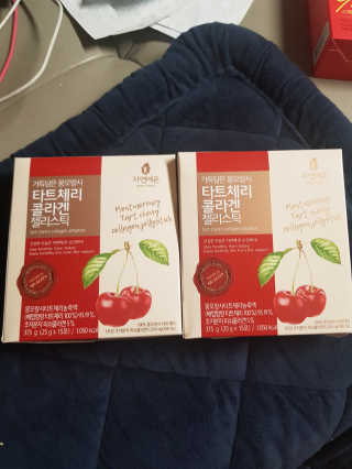 자연에온 가득담은 몽모랑시 타트체리 콜라겐 젤리스틱 — 5점을 준 리뷰어가 2020년 12월 올린 사용 사진