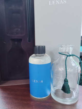 레나스 프리미엄 아로마 디퓨저 200ml  [1SET] — 5점을 준 리뷰어가 2020년 10월 올린 사용 사진