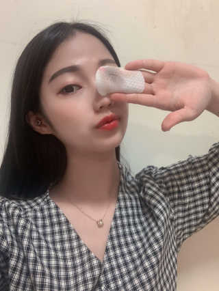 [후르디아] 블루베리 립앤아이 리무버 패드 4개 세트 — 5점을 준 리뷰어가 2020년 9월 올린 사용 사진
