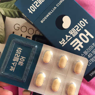 조은약초 보스웰리아 캡슐 큐어 보스웰릭산 30정 — 5점을 준 리뷰어가 2020년 6월 올린 사용 사진