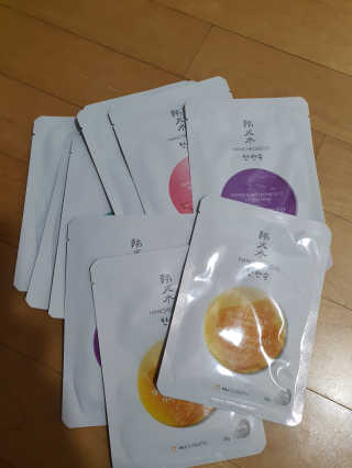 한천수 펩타이드 마스크팩 5종 10매 구성 — 5점을 준 리뷰어가 2020년 6월 올린 사용 사진