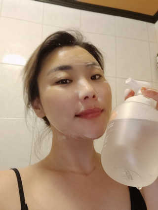 Purebble [퓨어블] 포밍 페이스워시 2종 — 5점을 준 리뷰어가 2020년 8월 올린 사용 사진