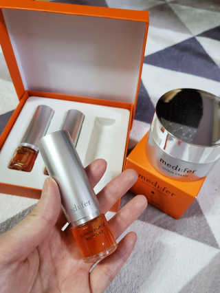 메디페르 [ 1+1 ] 루테인앰플세트 1개 + 루테인크림 50ml 1개 — 5점을 준 리뷰어가 2020년 9월 올린 사용 사진