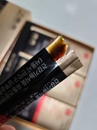 서울약사신협_투데이홍삼정플러스스틱_10g x 30포 — 5점을 준 리뷰어가 2020년 11월 올린 사용 사진