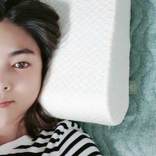 포유 메모리폼 경추베개 자모니베개 — 5점을 준 리뷰어가 2020년 7월 올린 사용 사진