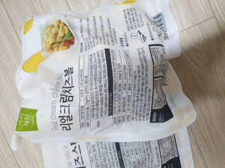 가치식탁 리얼치즈스틱, 리얼크림치즈볼 — 5점을 준 리뷰어가 2020년 8월 올린 사용 사진