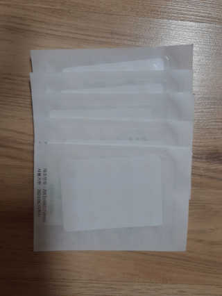 엘라밴드 하이드로 도트 스팟패치 12mm, 티트리 — 4점을 준 리뷰어가 2020년 8월 올린 사용 사진