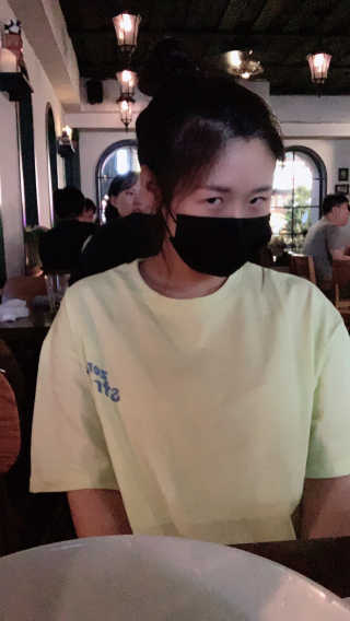 제로스트릿 ZERO STREET - BACK DONUT T-SHIRT 7 COLOR — 5점을 준 리뷰어가 2020년 7월 올린 사용 사진