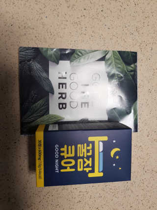 조은약초 꿀잠큐어 제주 감태추출물 감태정 600mg — 5점을 준 리뷰어가 2020년 6월 올린 사용 사진
