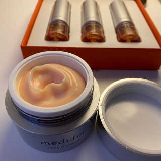 메디페르 [ 1+1 ] 루테인앰플세트 1개 + 루테인크림 50ml 1개 — 5점을 준 리뷰어가 2020년 11월 올린 사용 사진