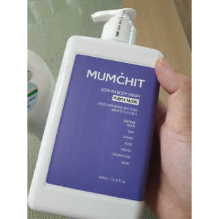 멈칫 멜팅 바디로션,  약산성 바디워시 택 1 — 4점을 준 리뷰어가 2020년 8월 올린 사용 사진