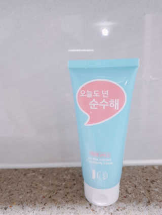 IO 아이오 오늘도 넌 순수해 - 약산성 클렌징폼 — 5점을 준 리뷰어가 2020년 12월 올린 사용 사진
