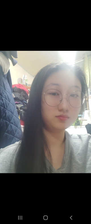 아이캔디 레인보우 볼륨S 패들 브러쉬 — 5점을 준 리뷰어가 2020년 11월 올린 사용 사진