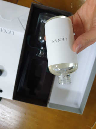 레나스 프리미엄 아로마 디퓨저 200ml  [1SET] — 5점을 준 리뷰어가 2020년 5월 올린 사용 사진