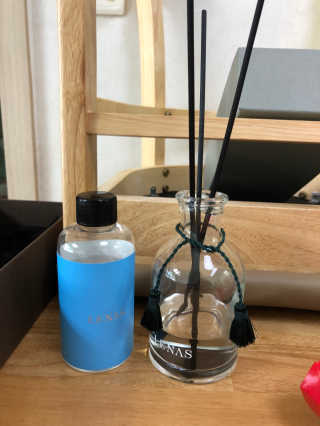 레나스 프리미엄 아로마 디퓨저 200ml  [1SET] — 5점을 준 리뷰어가 2020년 9월 올린 사용 사진