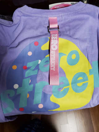 제로스트릿 ZERO STREET - BACK DONUT T-SHIRT 7 COLOR — 2.5점을 준 리뷰어가 2020년 7월 올린 사용 사진