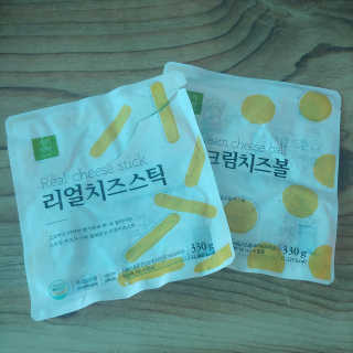 가치식탁 리얼치즈스틱, 리얼크림치즈볼 — 5점을 준 리뷰어가 2020년 8월 올린 사용 사진