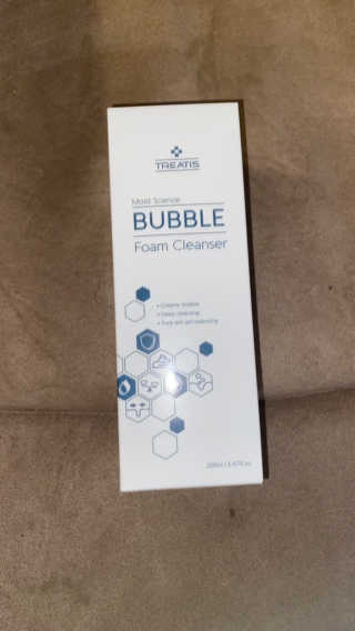트리티스 [TREATIS] Bubble Foam Cleanser 200ml — 5점을 준 리뷰어가 2021년 1월 올린 사용 사진