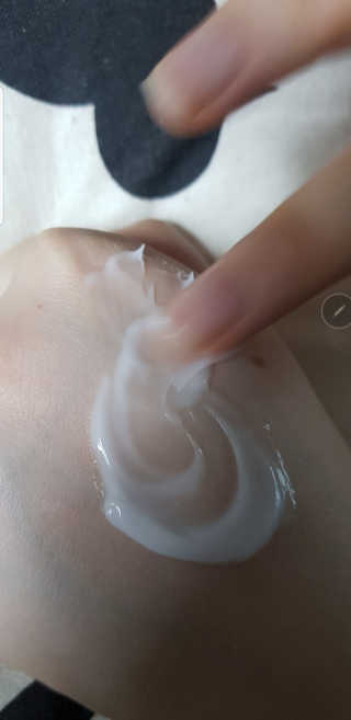 멈칫 멜팅 바디로션,  약산성 바디워시 택 1 — 5점을 준 리뷰어가 2020년 7월 올린 사용 사진