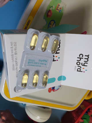JW중외제약 마이코드 알티지 오메가3 1000 mg — 5점을 준 리뷰어가 2020년 9월 올린 사용 사진