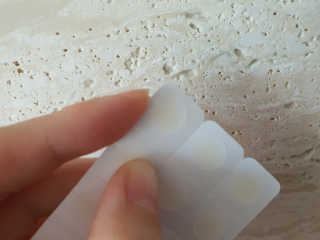 엘라밴드 하이드로 도트 스팟패치 12mm, 10mm — 3점을 준 리뷰어가 2020년 9월 올린 사용 사진
