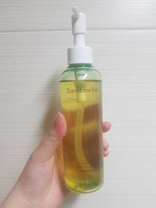 스킨큐어 산다화 순한 클렌징 동백 오일 200ml — 4점을 준 리뷰어가 2020년 4월 올린 사용 사진