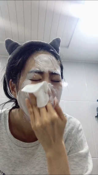 델라본 체리 버블 클렌징 패드 10ea — 5점을 준 리뷰어가 2020년 10월 올린 사용 사진