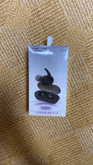 세비즈 블루투스 무선 이어폰 JR86 — 5점을 준 리뷰어가 2020년 6월 올린 사용 사진