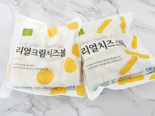 가치식탁 리얼치즈스틱, 리얼크림치즈볼 — 5점을 준 리뷰어가 2020년 8월 올린 사용 사진