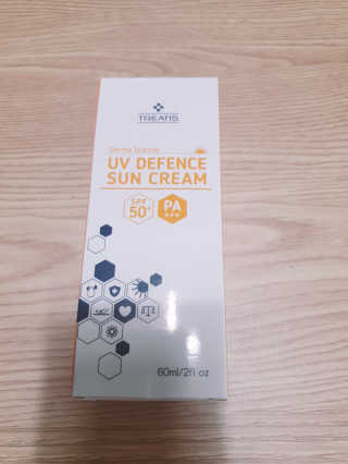 [트리티스] UV 디펜스 선크림 PA+++ / SPF50+  60ml — 5점을 준 리뷰어가 2020년 12월 올린 사용 사진