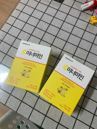 이너미인 VITAMIN-C 700 — 5점을 준 리뷰어가 2020년 8월 올린 사용 사진