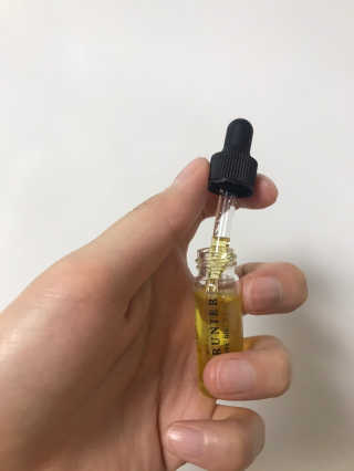 르 프루니에 플럼 뷰티 오일 디럭스 미니 3.7ml — 4점을 준 리뷰어가 2020년 5월 올린 사용 사진