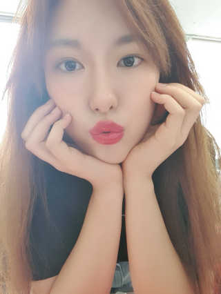셀프코딩 코드 레드 소프트 립스틱 — 4점을 준 리뷰어가 2020년 7월 올린 사용 사진