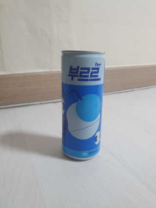 [칼로리 걱정 NO 제로칼로리 탄산음료]  부담없이 즐기는 부르르Brrr~~ 제로 사이다 — 4점을 준 리뷰어가 2020년 12월 올린 사용 사진