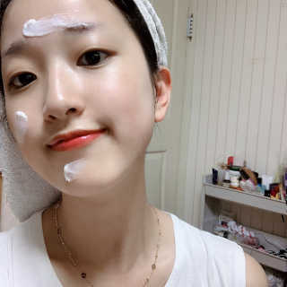 인그람스 캠퍼 크림 오리지널 300ml — 4.5점을 준 리뷰어가 2020년 4월 올린 사용 사진