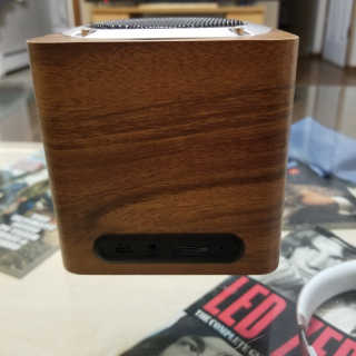 SEVIZ MINI10W 레트로 블루투스 스피커 — 5점을 준 리뷰어가 2020년 8월 올린 사용 사진
