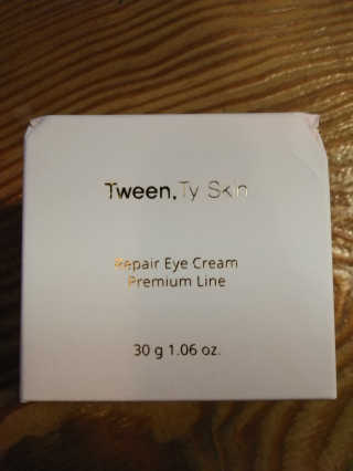 Tween.Ty Skin 트웬티스킨 리페어 아이크림 프리미엄 라인 — 5점을 준 리뷰어가 2020년 10월 올린 사용 사진