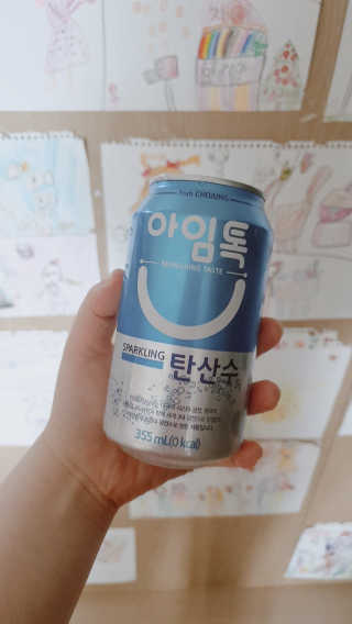 일화 아임톡 탄산수 355ml X 24캔 — 5점을 준 리뷰어가 2020년 4월 올린 사용 사진