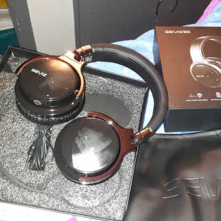 SEVIZ Bluetooth Headphones 10 3color — 5점을 준 리뷰어가 2020년 8월 올린 사용 사진