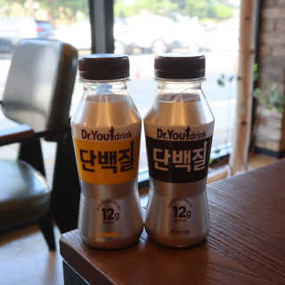 닥터유드링크 단백질 초코맛 and 바나나맛 — 5점을 준 리뷰어가 2020년 8월 올린 사용 사진