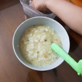 바다는다웰빙이다 완도사랑 전복죽 250g - 2팩 + 전복장조림 2팩 — 4점을 준 리뷰어가 2020년 8월 올린 사용 사진