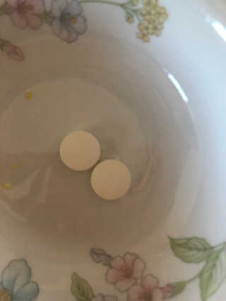 서울약사신협_비타민C플러스_1,200mg x 60정 — 5점을 준 리뷰어가 2020년 11월 올린 사용 사진