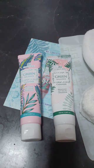포레스트힐 SS 그린 밸런스 클렌져 100ml + 헤어밴드 — 5점을 준 리뷰어가 2020년 5월 올린 사용 사진