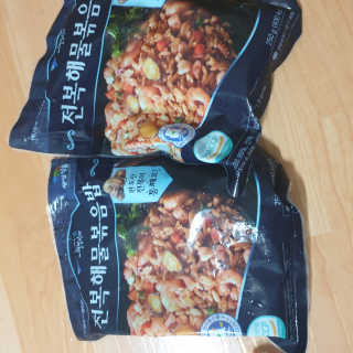바다는다웰빙이다 전복해물볶음밥/전복김치볶음밥 250g-4봉지 — 5점을 준 리뷰어가 2020년 7월 올린 사용 사진