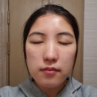 내추럴프렌드 모이스춰 버블 클렌징폼 — 5점을 준 리뷰어가 2020년 10월 올린 사용 사진