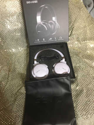 SEVIZ Bluetooth Headphones 10 3color — 5점을 준 리뷰어가 2020년 6월 올린 사용 사진