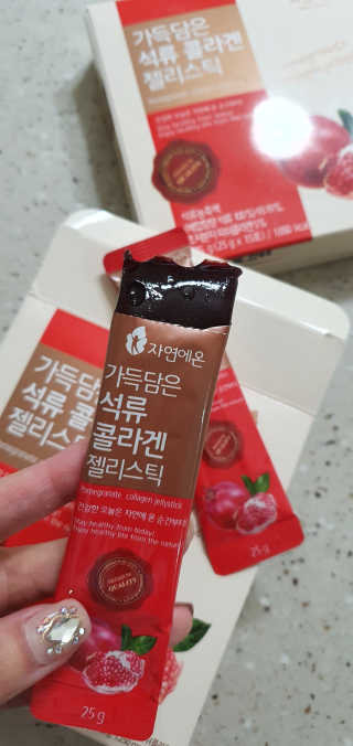 자연에온 가득담은 석류 콜라겐 젤리스틱 2BOX — 5점을 준 리뷰어가 2020년 11월 올린 사용 사진